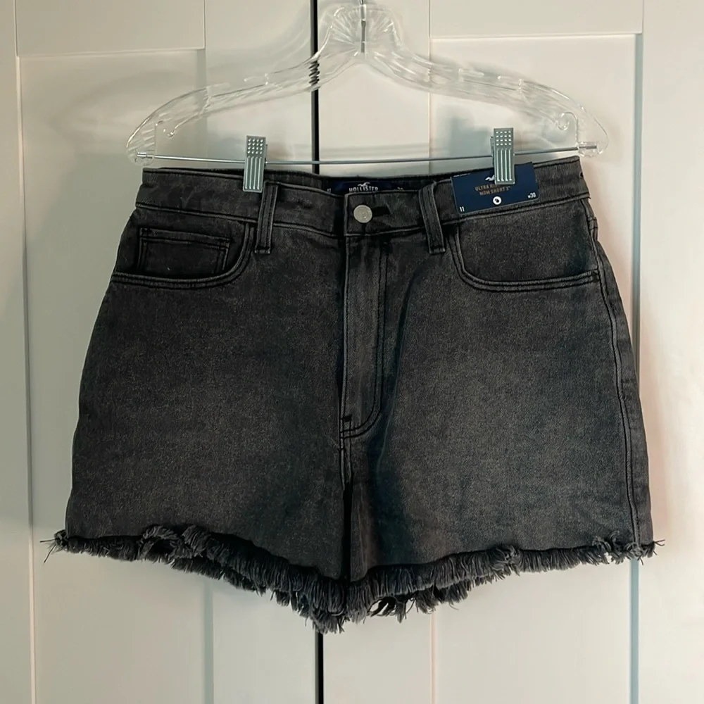NWT Hollister Ultra High Rise Mom‎ Short 3” Size 11 - Picture 3 of 10